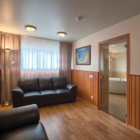 Atoll Hostel Haabneeme Buitenkant foto